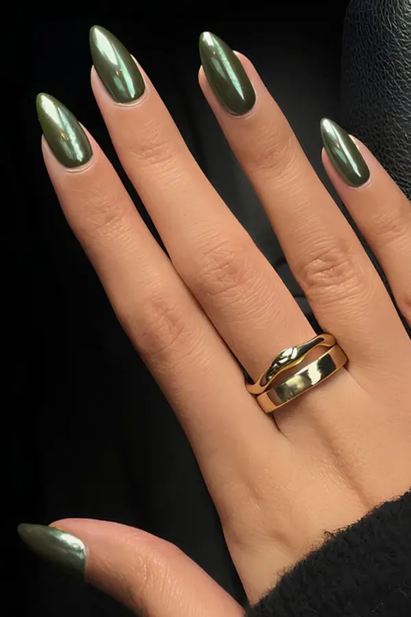 Moody Chrome Olive Manicure