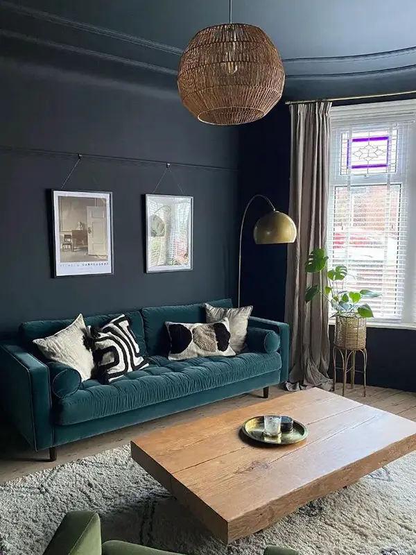 Natural Light in Dark Rooms