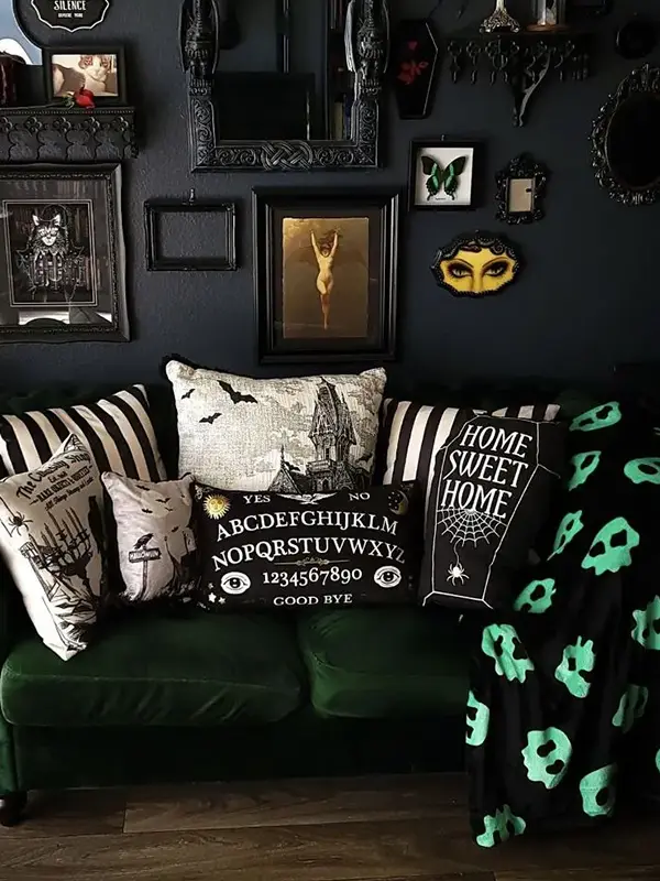 Seasonal Touches for Halloween Vibes