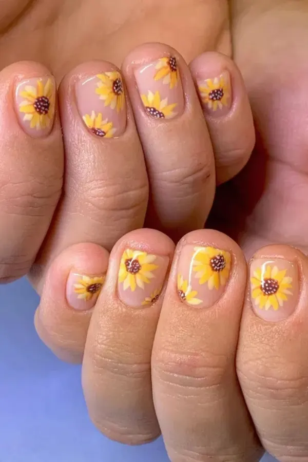 41 Bright and Cheerful Sunflower Nail Designs Ideas You’ll Love to Copy 23 Short Sunflower Nails