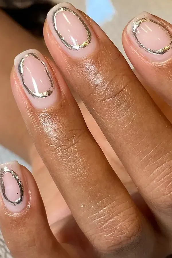 44 Simple Clear Nail Designs For Fresh, Clean, and Modern Mani Look 5 Silver Chrome Nail Outlines
