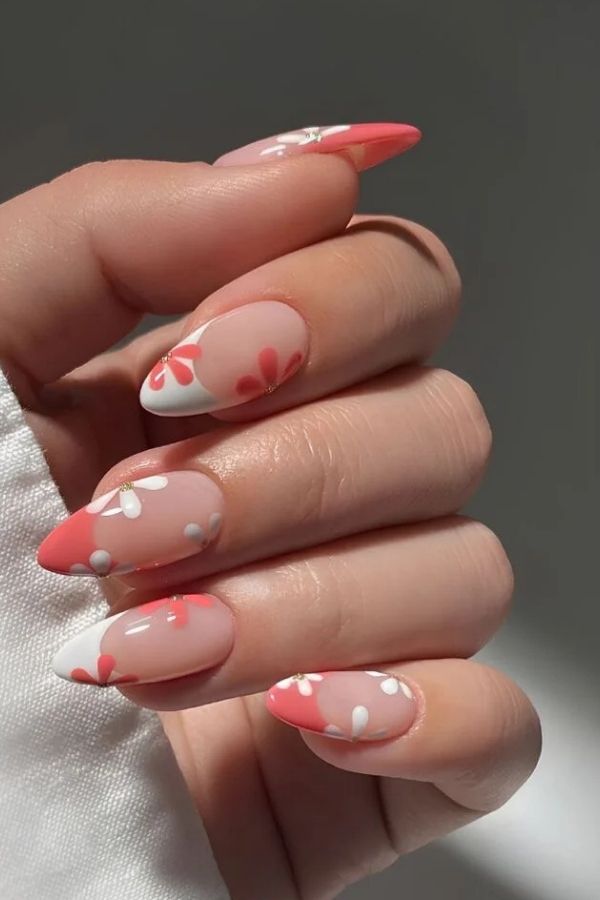 39 Gorgeous Coral Nail Designs Ideas for Short and Long Nails 27 Soft Coral Mix Daisy Nails