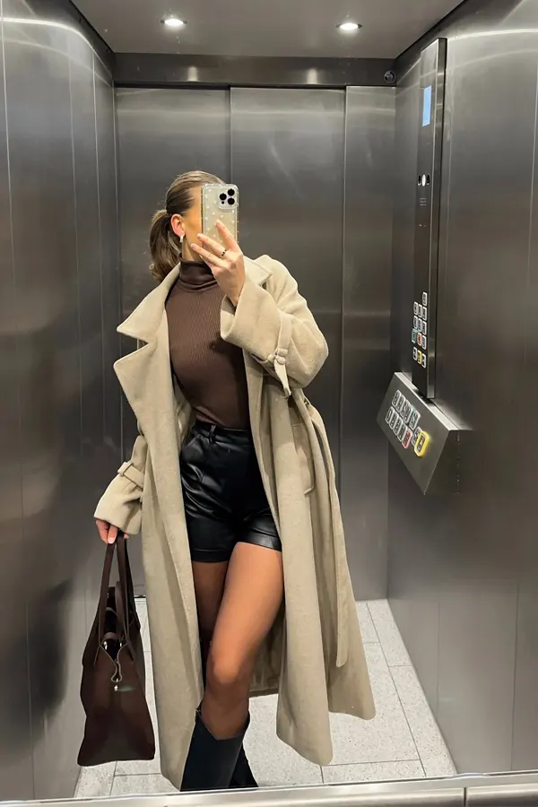 51 Stylish Fall Outfit Ideas for Woman Who Want Comfort and Class 48 Styling Leather Shorts and Boots for Fall - Fall Outfit for 50 year old Woman