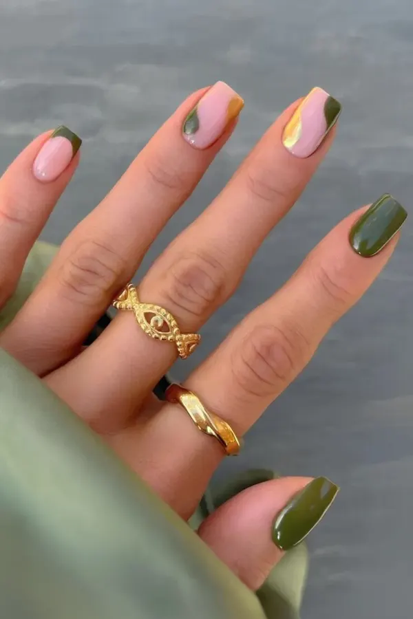 Warm Gold Chrome Manicure