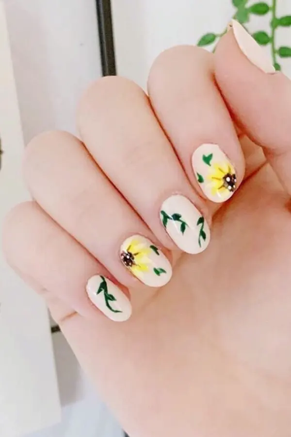 41 Bright and Cheerful Sunflower Nail Designs Ideas You’ll Love to Copy 19 Watercolor Sunflower Nails