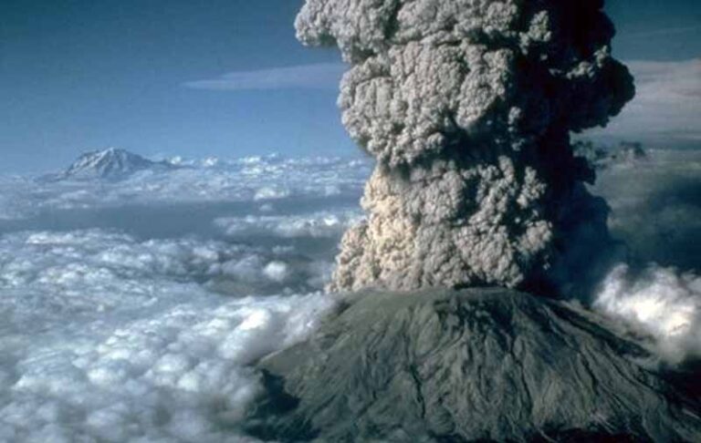 8 Deadliest Volcanic Eruptions of the Past 100 Years