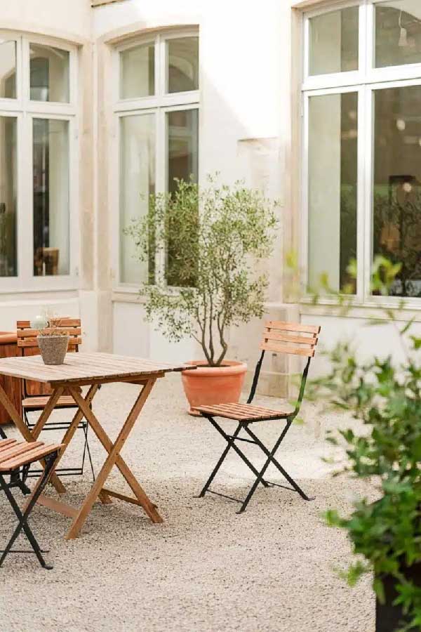 Arched Window Patio Look
