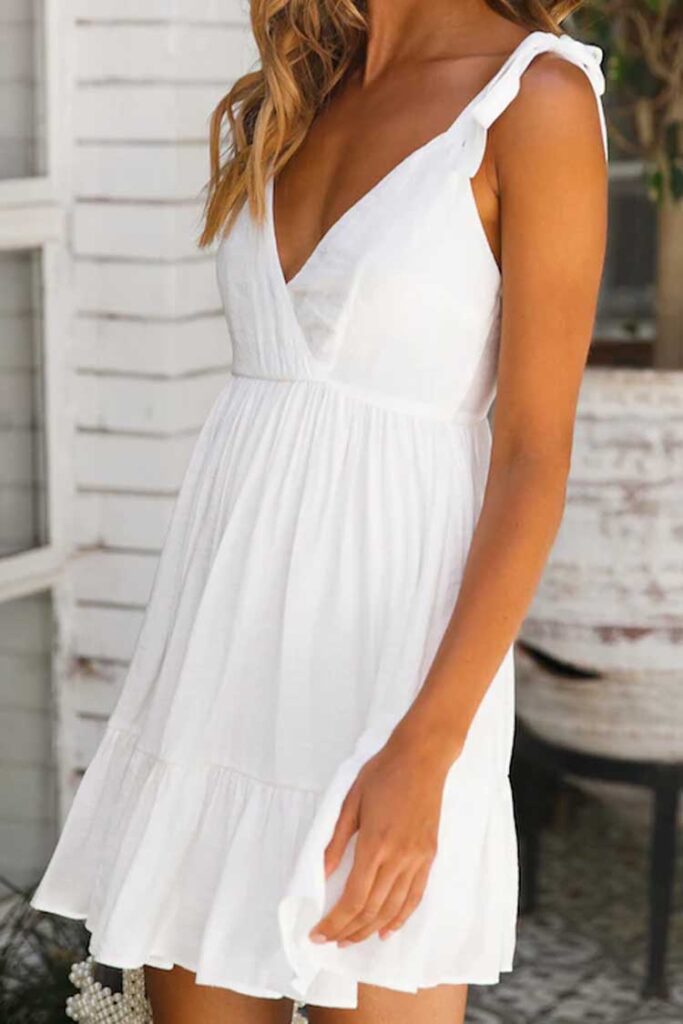 50 Stunning College Graduation Dresses to Make You Stand Out 4 Back to Chic White Dress