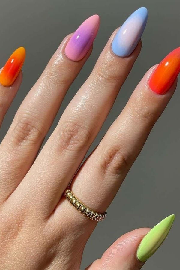 Glowing Aura Nail Styles For July