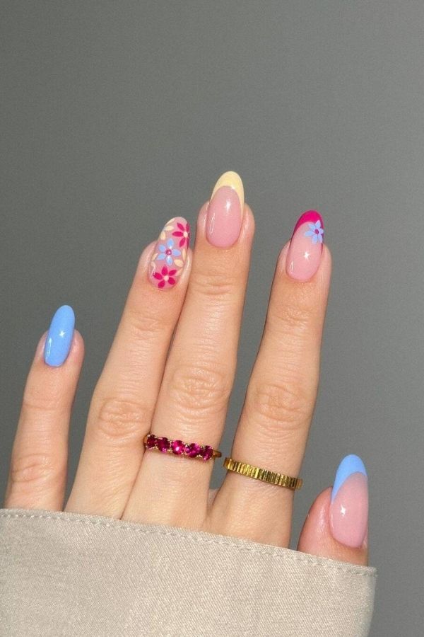 Luxurious Gucci Floral French Nails For July