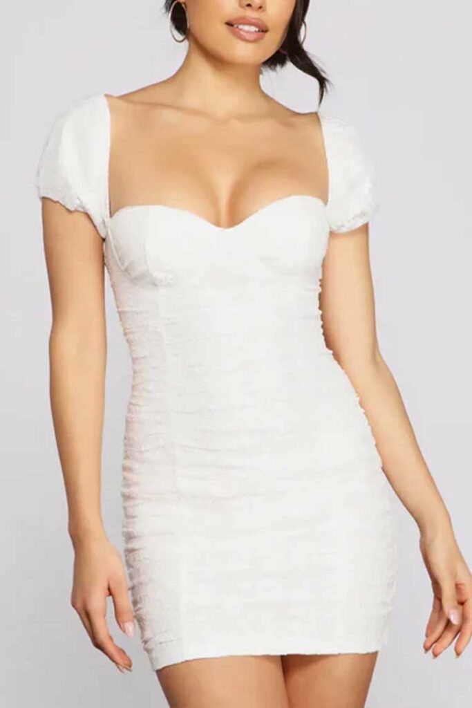 50 Stunning College Graduation Dresses to Make You Stand Out 7 Sweetheart Lace Affair Mini Dress
