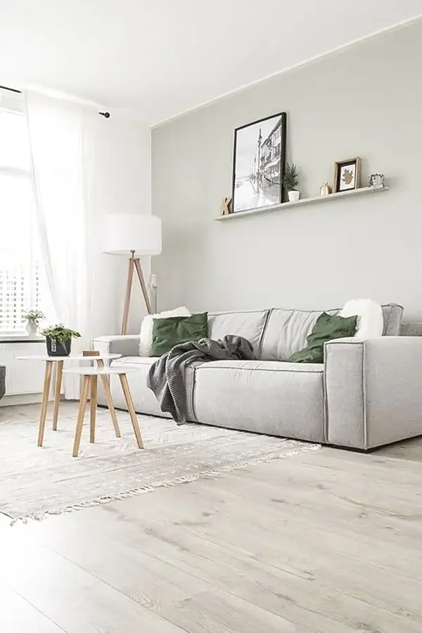 Airy Space With Dove Grey Tones
