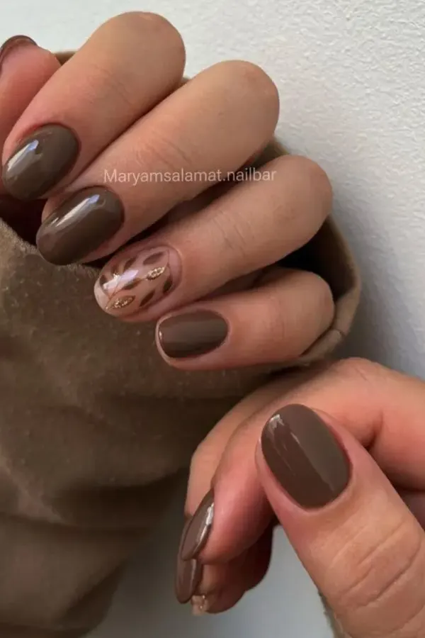Autumn Leaf Nails Art