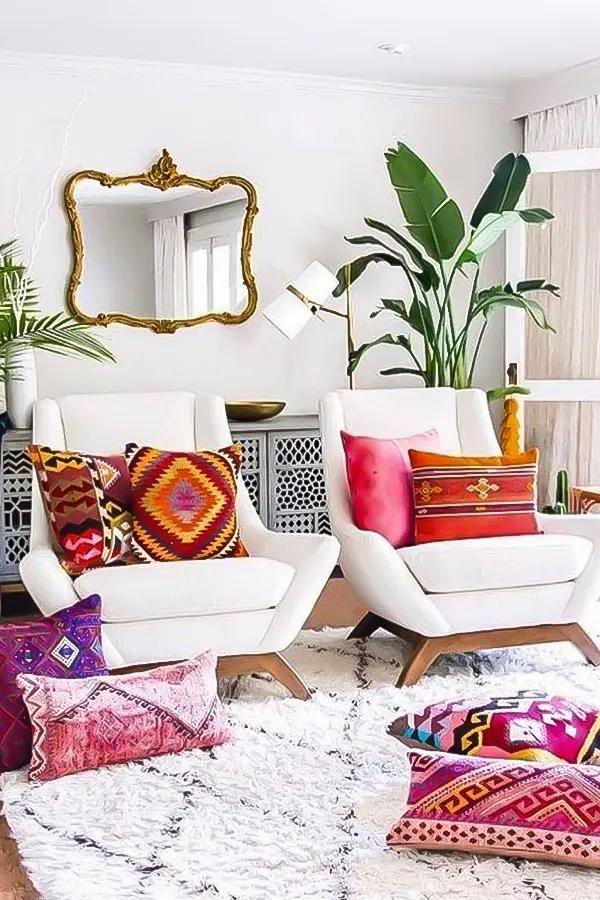 Chairs That Define the Vibe