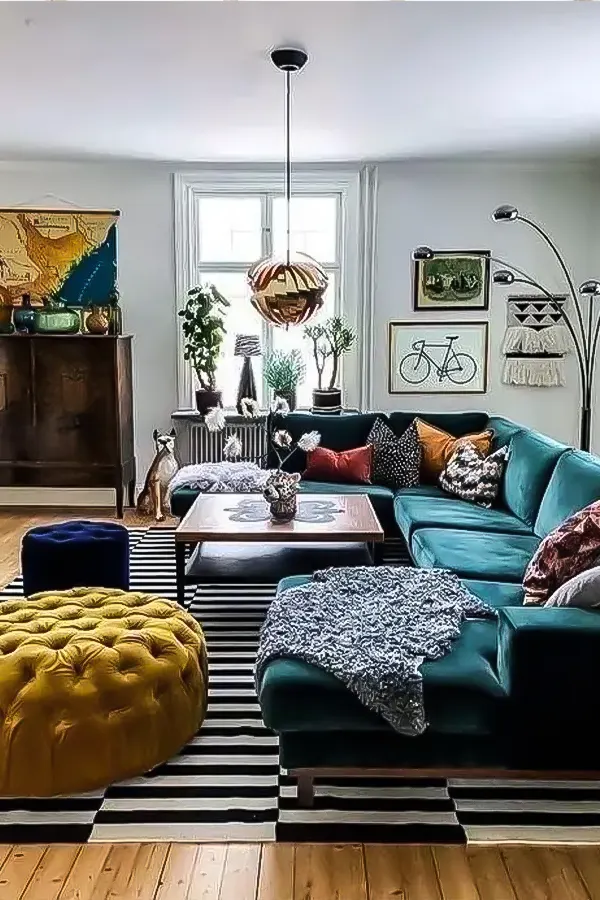 Charming Mix With Colorful Touches