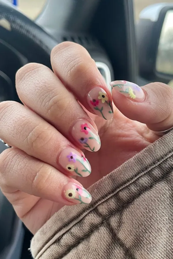 Folklore Floral Mani