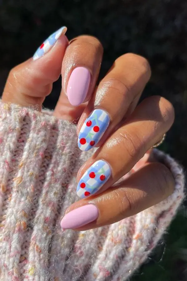 Gingham Picnic Nails