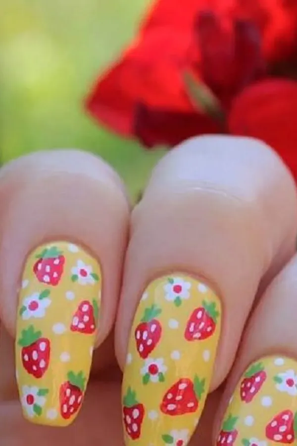 Glitter-Glazed Juicy Mani