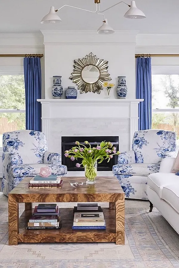 Inviting Blue White Living Room Comfort