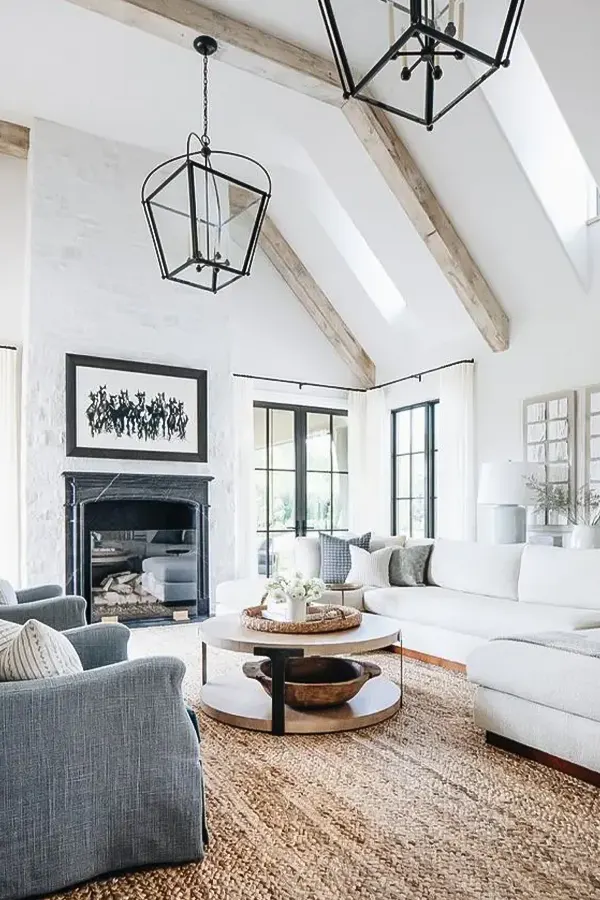 Light-Filled Farmhouse with Modern Ease