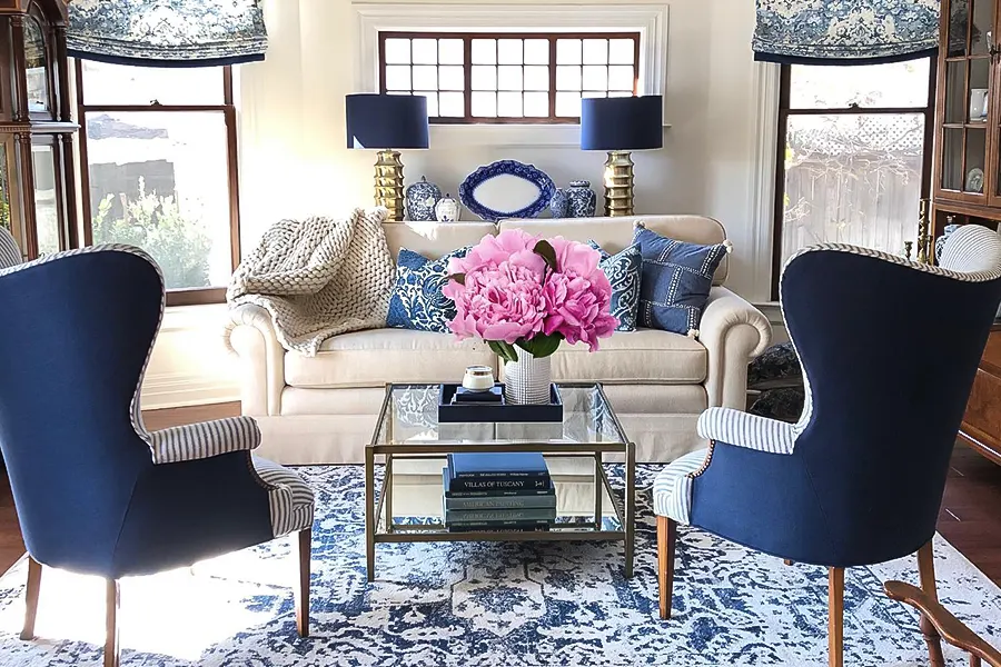Timeless Blue White Living Room Elegance