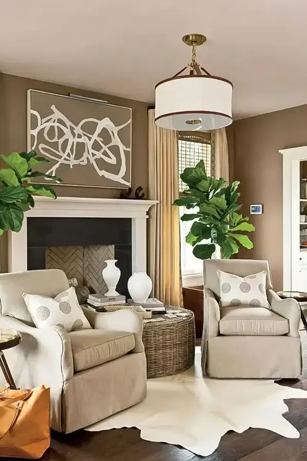 Warm Taupe with Vintage Charm