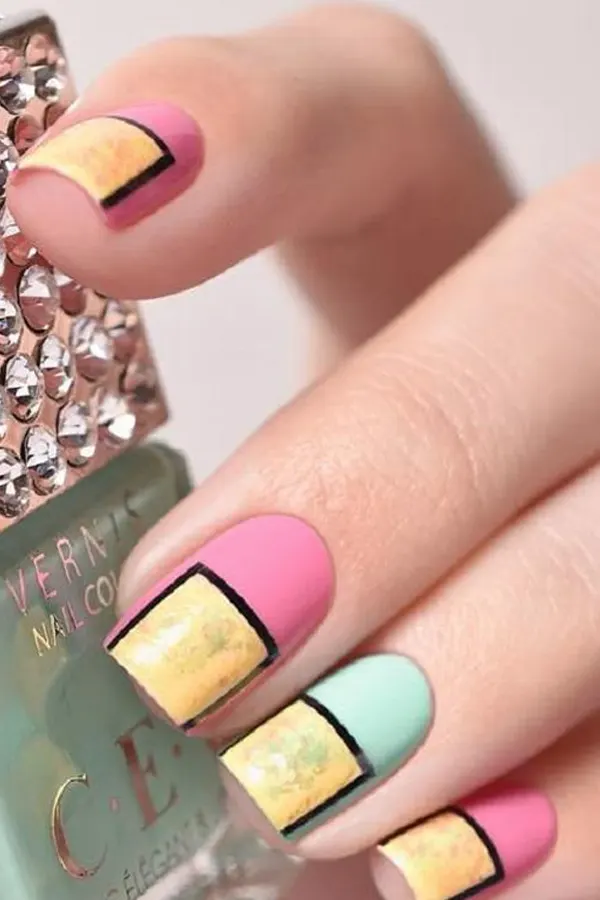 French Tip Twist Manicure