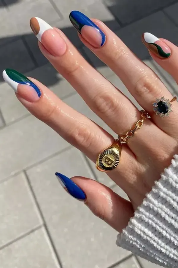 Modern French Tips with Abstract Art That Feels Gallery-Worthy