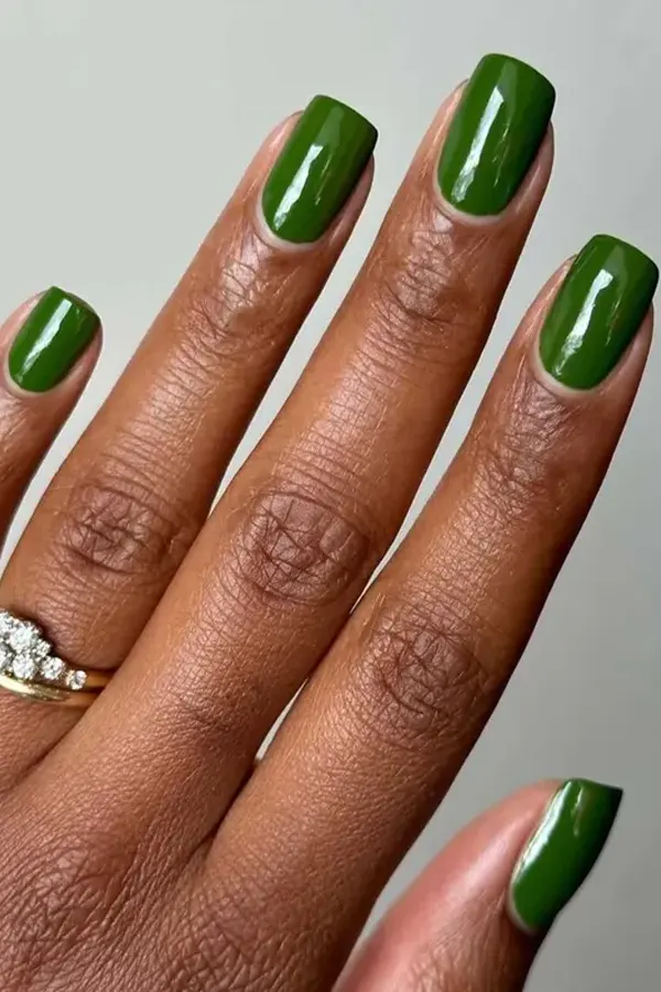 Olive Green Nails Channel the Martini Trend in a Minimal Way